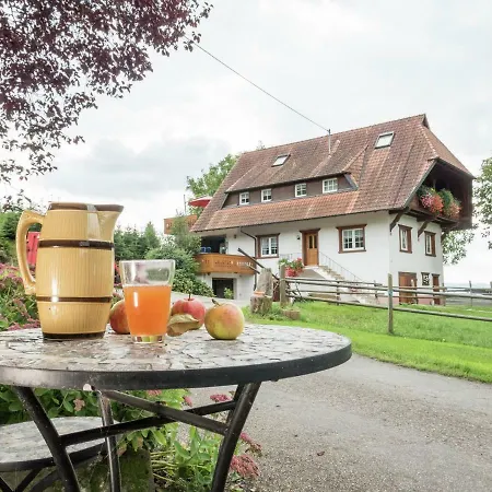 Апартаменты Ferien Auf Dem Bauernhof 2 *